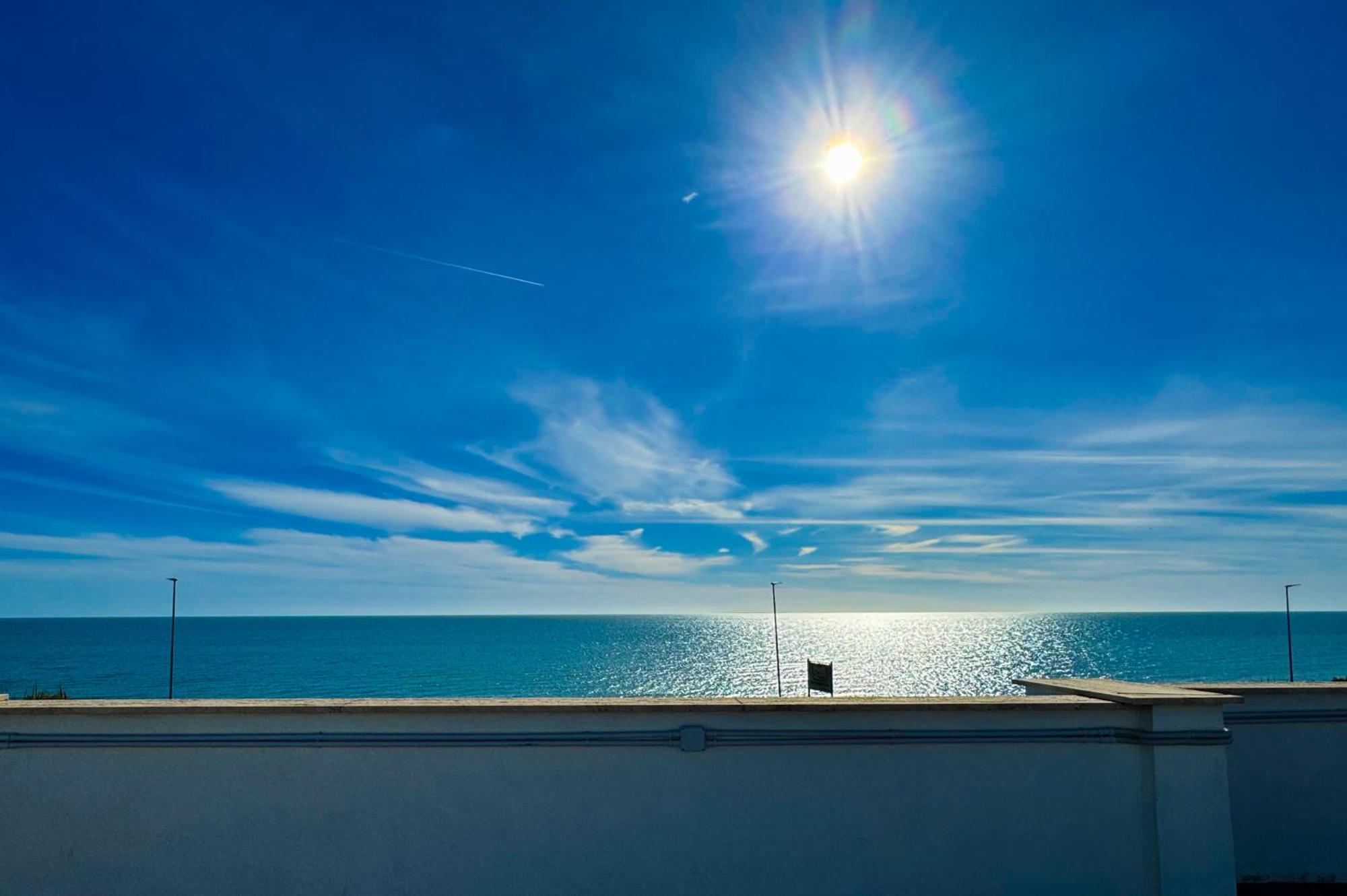 Edo House Anzio - Beachfront - Fronte Mare - Affittacamere Εξωτερικό φωτογραφία