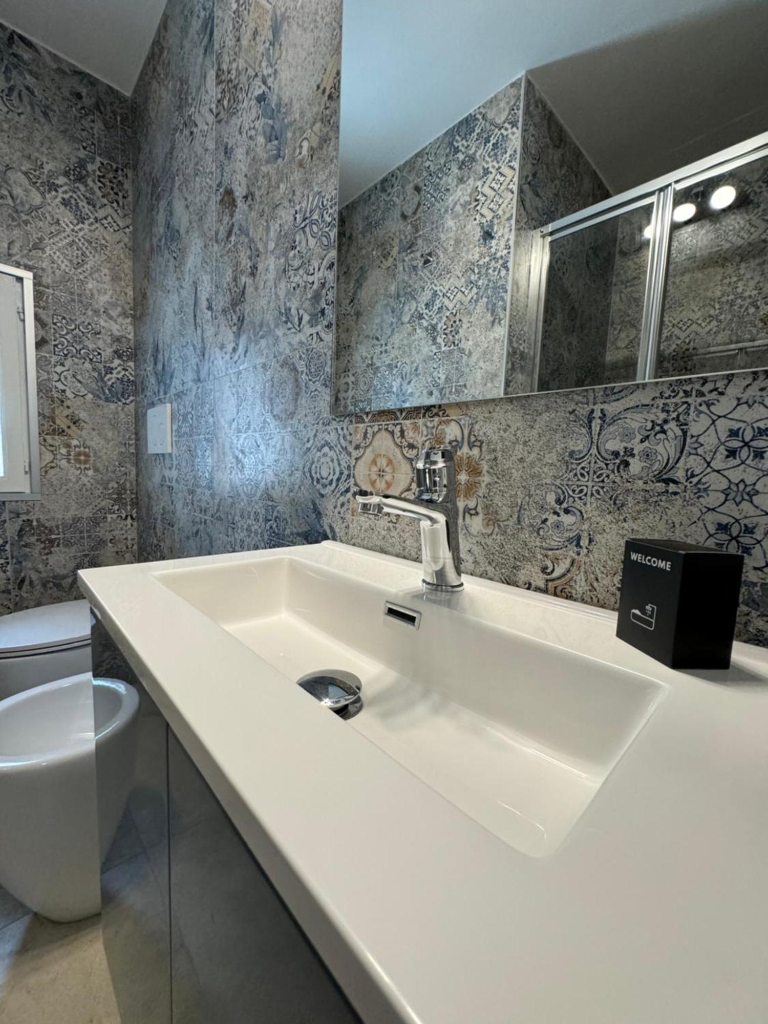 Edo House Anzio - Beachfront - Fronte Mare - Affittacamere Εξωτερικό φωτογραφία